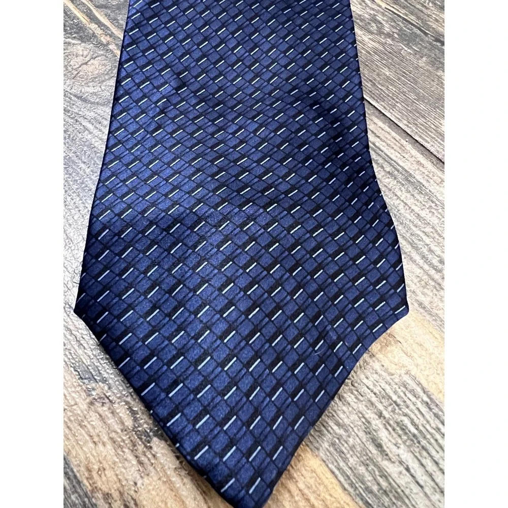 Perry Ellis Portfolio 100% Silk Tie Blue Black Geometric Pattern Formal Neckwear